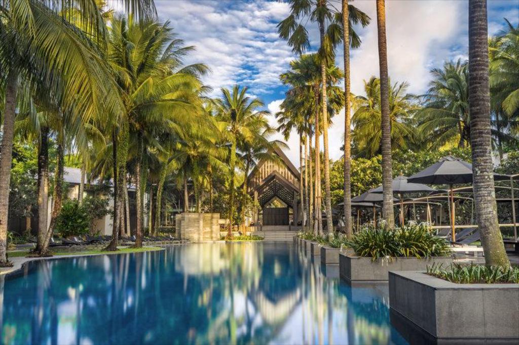 Travel International Twin Palms Phuket Hotel In Thailand